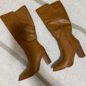 Classic Women's Tall Brown Heeled Boots